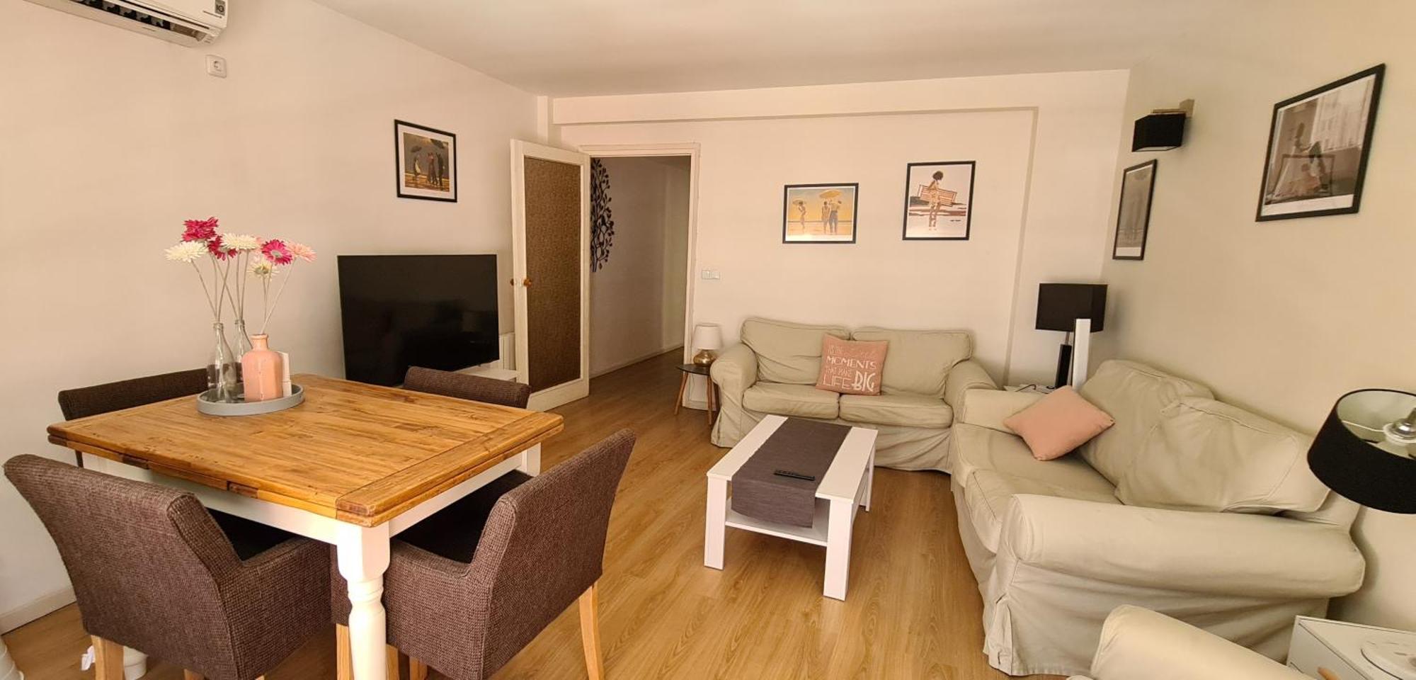 Old Town - Beach Apartment Μπένιντορμ Εξωτερικό φωτογραφία